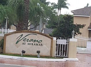 2242 SW 80th Ter #2242, Hollywood, FL 33025