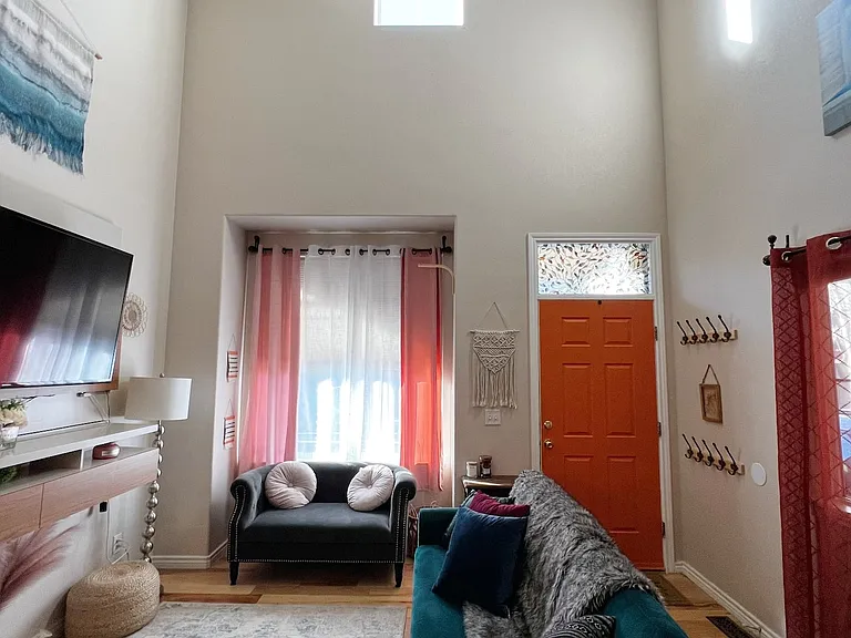 818 S Terry St — Photo 22