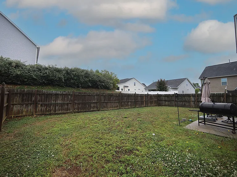 709 Lone Pine Loop — Photo 21