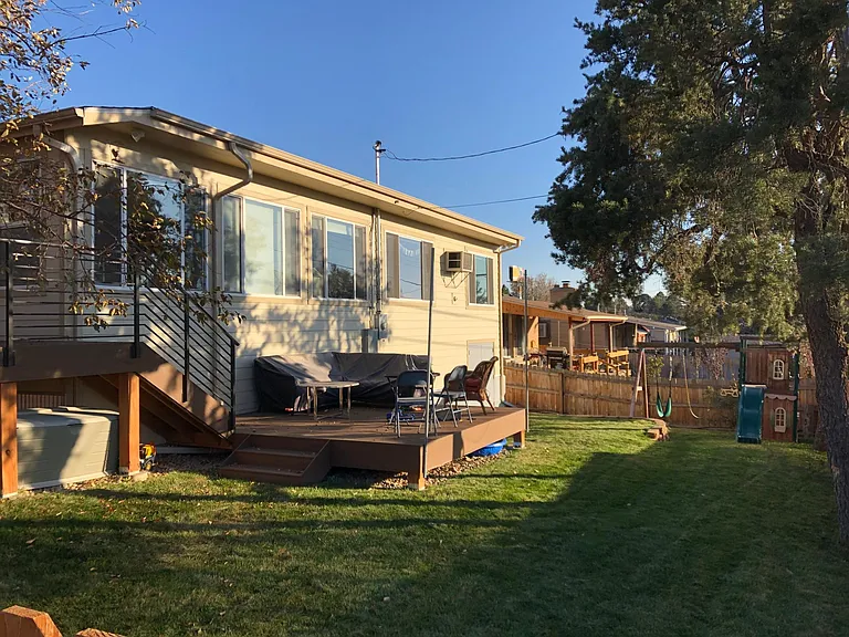 4895 Golden Ct — Photo 2