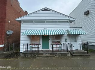 1816 4th Ave, Watervliet, NY 12189