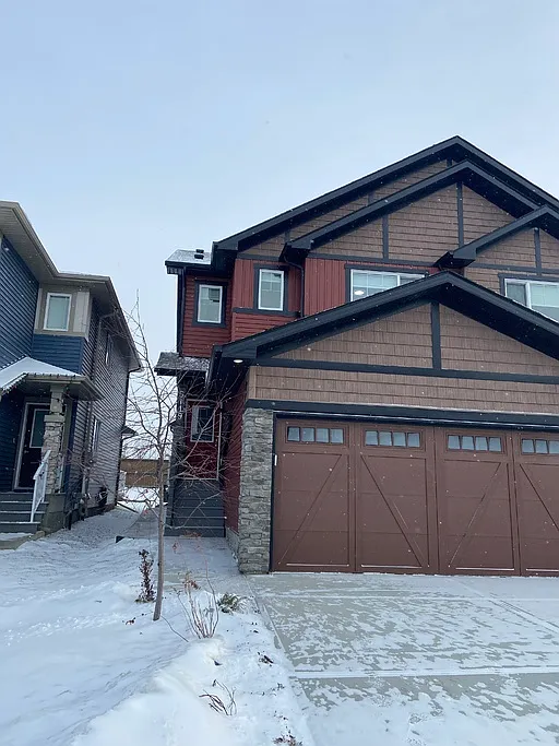 Building Photo - 5119 Lark Cres NW #1A
