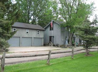 7205 S 160 E, Wolcottville, IN 46795