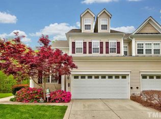236 Towne Ridge Ln, Chapel Hill, NC 27516