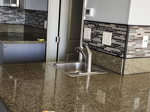4th image of 801 National City Blvd Unit 503
