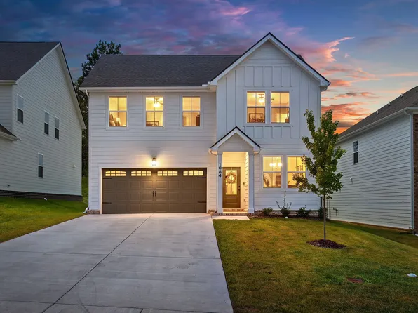 1084 Large Poppy Dr, La Vergne, TN 37086