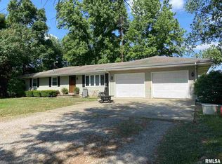 2660 Metcalf Rd, Iuka, IL 62849