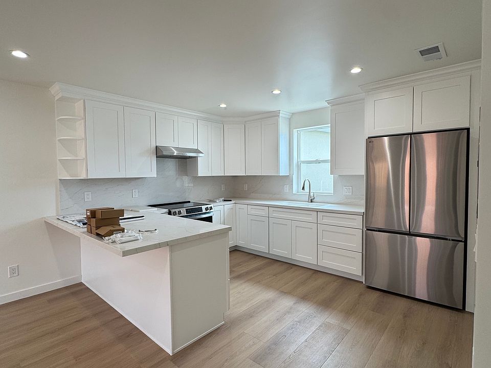 Now leasing Unit B at 740 Elkington - a beautifully brand new ADU, 2 bedroom, 1 bathroom home offering approx. 746sq.ft. of modern living space. Perfect for a small family or for one person who is looking for extra space.