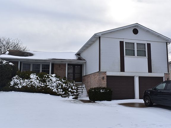 2nd image of 1225 Westbury Dr