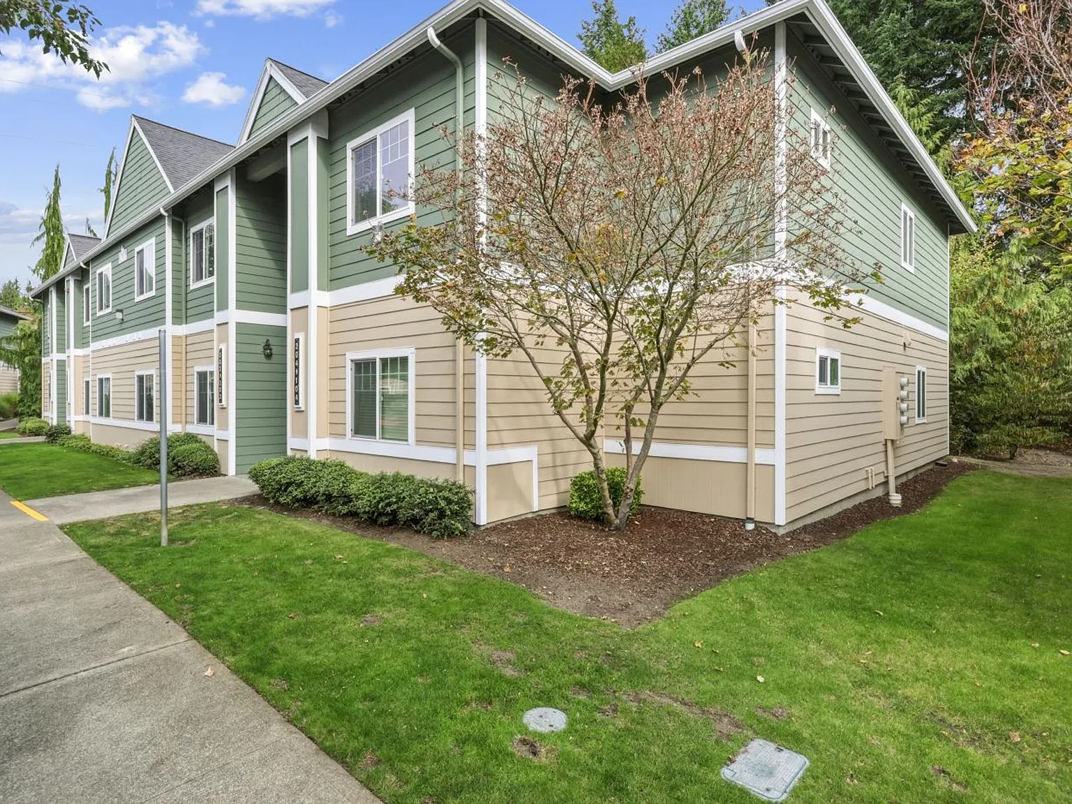 Country Club Villas — Photo 4