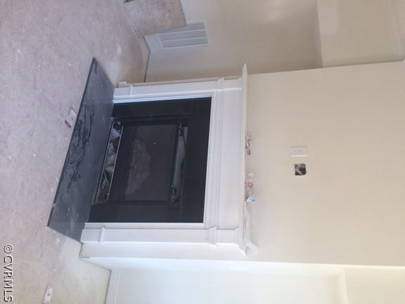 4th image of 3907 Liesfeld Place 16a Gln