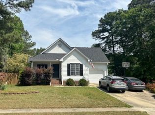 413 Corwood Dr, Fuquay Varina, NC 27526