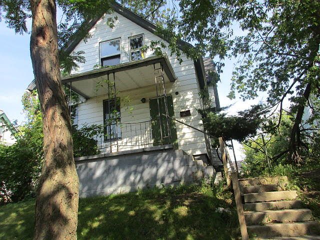 1st image of 3014 N Buffum St #3014A