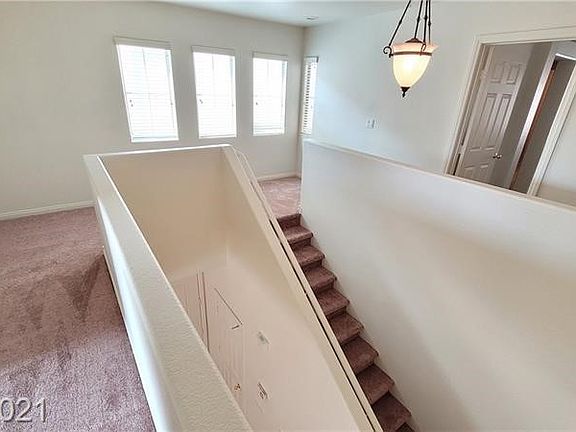 5th image of 7568 Garden Galley St