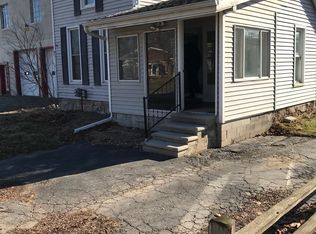 81 Barker Rd, Whitmore Lake, MI 48189