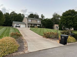 235 Whitney Dr, Lenoir City, TN 37772
