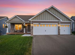 18137 Hidden Creek Trl, Lakeville, MN 55044