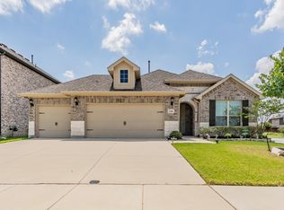 1446 White Water Way, Aubrey, TX 76227