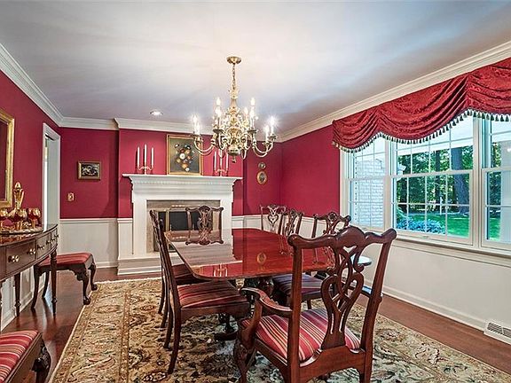 5th image of 7037 Hillcreek Ln
