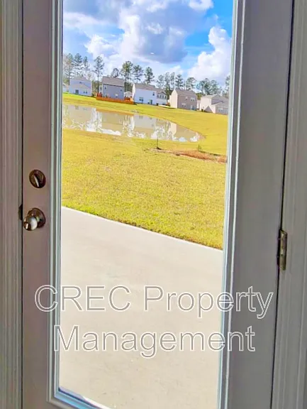 817 Lilyford Ln — Photo 6