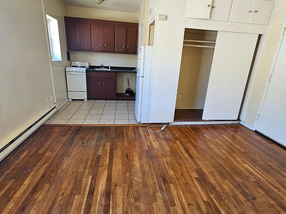 1st image of 154 Fountain St #2F2