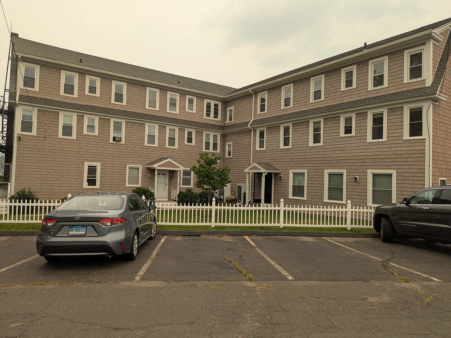 41 East High St — Photo 4