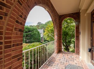 4401 Nuttall Rd, Fairfax, VA 22032