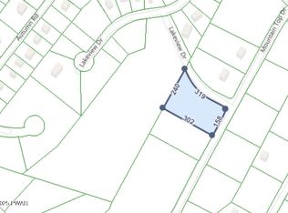 Mountain Top Dr, Dingmans Ferry, PA 18328