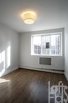 Rented by Lofts and Flats LLC | media 22