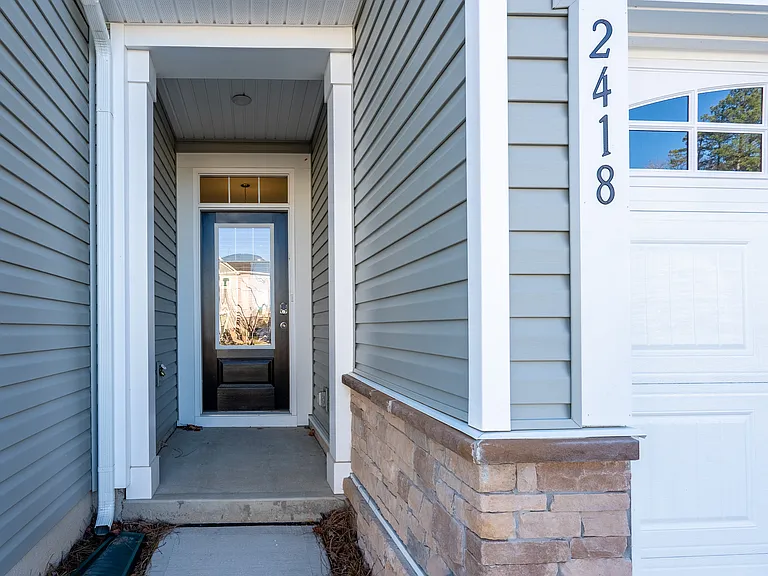 2418 Heathcliff Trl — Photo 30
