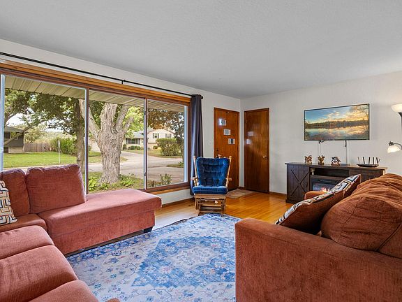 5th image of 319 Cannon View Dr