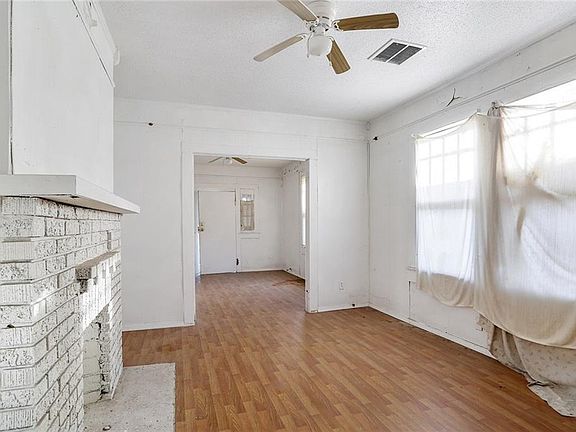 3rd image of 8812-14 Jeannette St