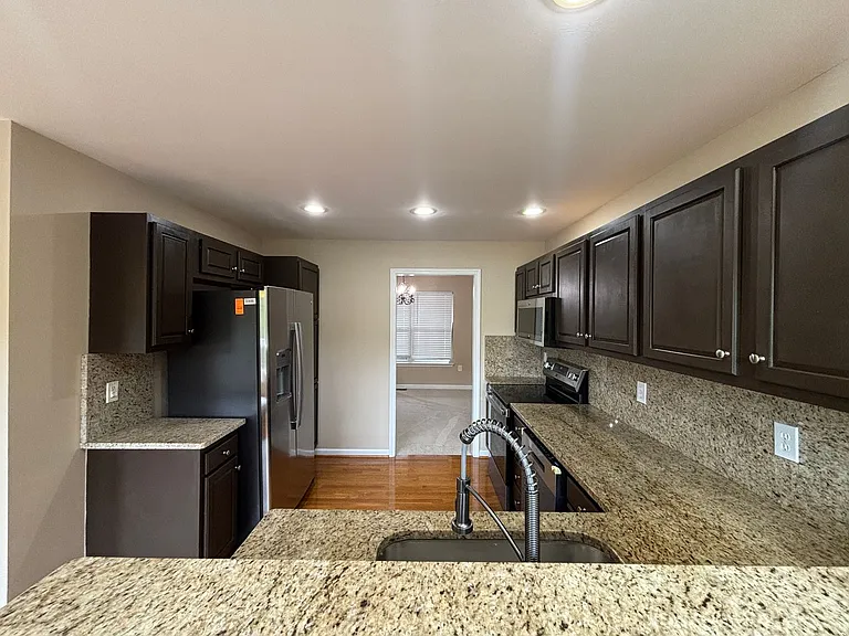 4465 Olyvia Pl — Photo 55