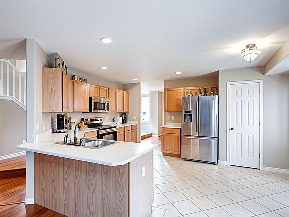 5th image of 19523 E Bethany Dr