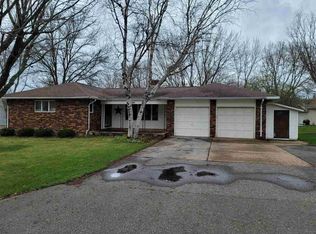 1149 W State St, Marshfield, WI 54449