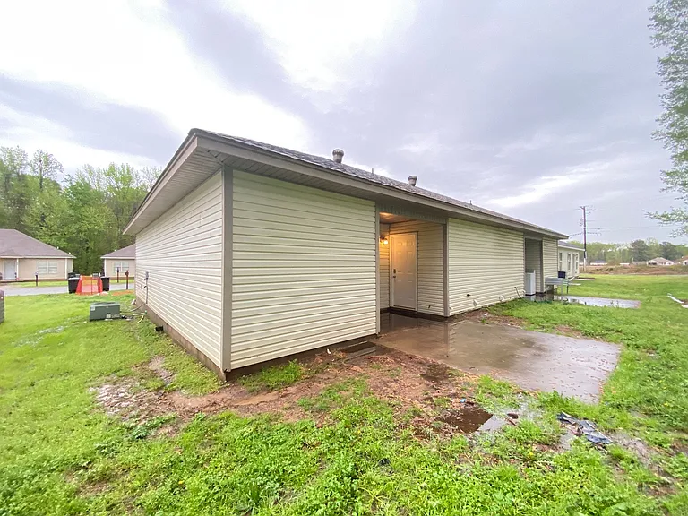 304 Clint Rd #A — Photo 10