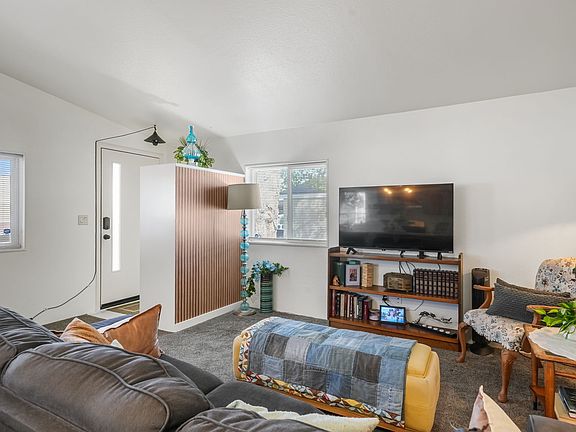 5th image of 1542 N 150 E
