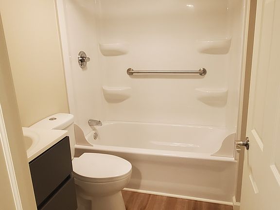 3rd image of 506 N 12th St #B