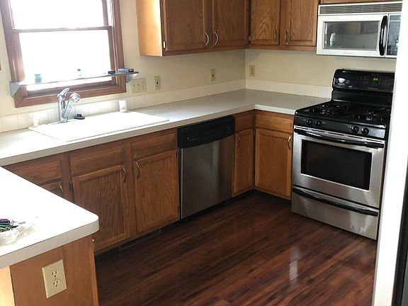 4th image of 511 Marguerite Ave