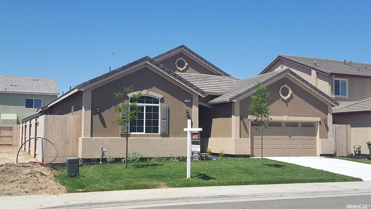 2275 Toole Way photo 1