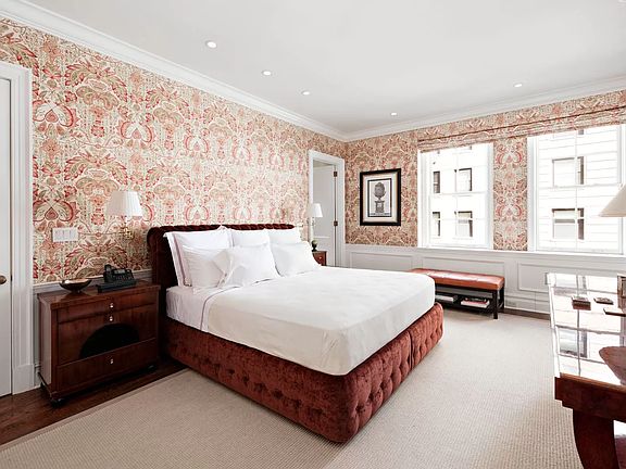 3rd image of 32 E 64th St #5NE
