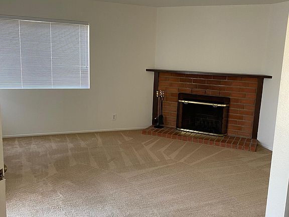 3rd image of 667 Beall St