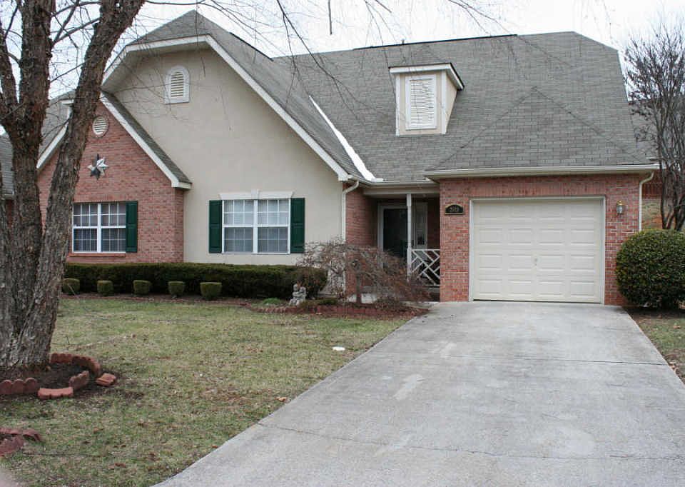 1st image of 2819 Knob Creek Ln