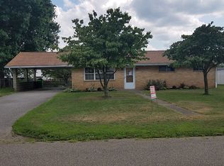 2409 Hanvey St, Belpre, OH 45714