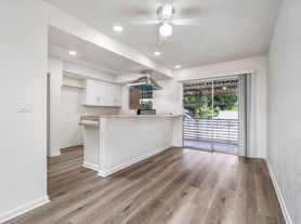 1801 Greenleaf St, Santa Ana, CA