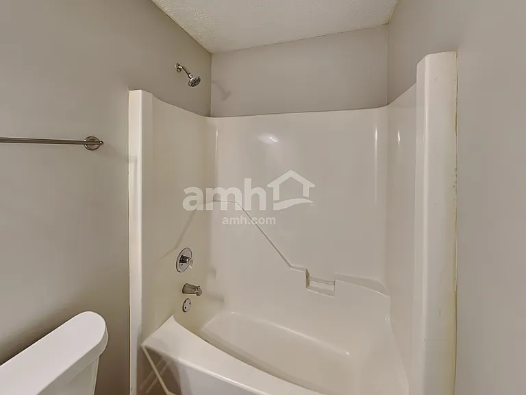 1720 Silverberry Ct — Photo 17