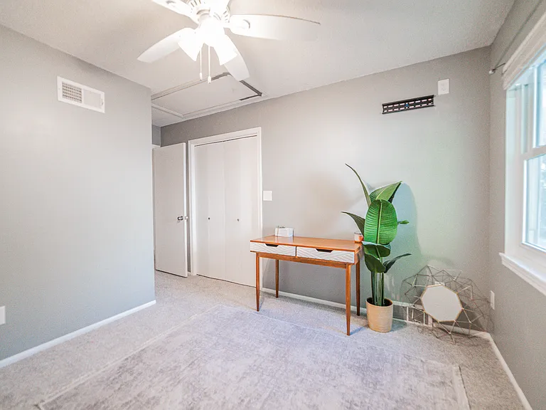 6621 Bradshaw St — Photo 14