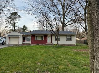 2615 Merria Rd, Stow, OH 44224