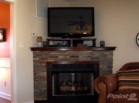 Wonderful gas fireplace in the living room