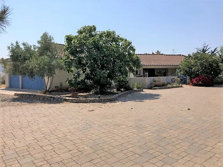 6006 Los Osos Valley Rd — Photo 2